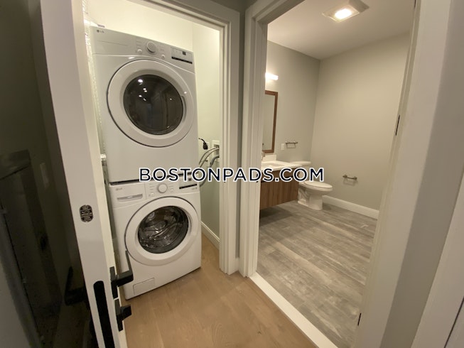 Somerville - $4,200+ /mo