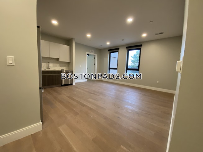 Somerville - $4,200+ /mo