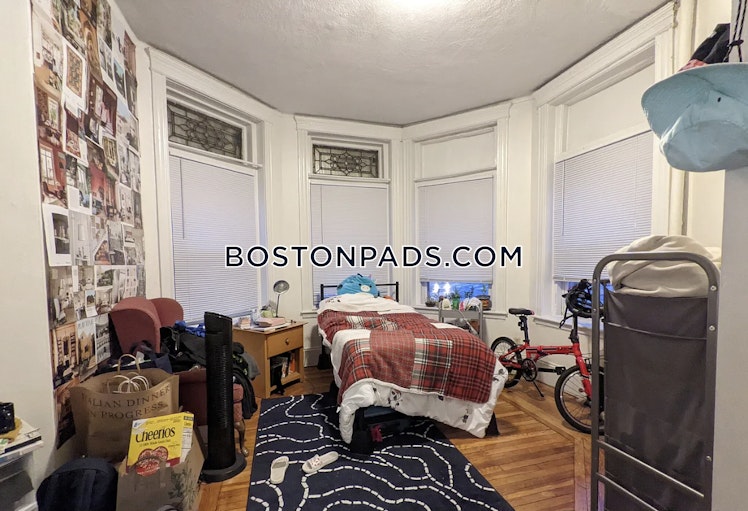 Hemenway St., Boston