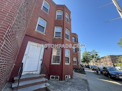 Boylston St./>, Boston