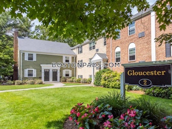 Beverly Commons Dr. Beverly