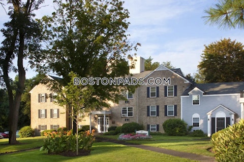 Beverly Commons Dr. Beverly photo 27