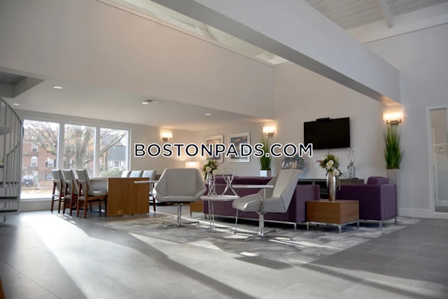 Beverly - $2,934+ /mo