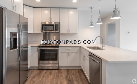 Washington St. Salem photo 4