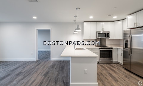 Washington St. Salem photo 13