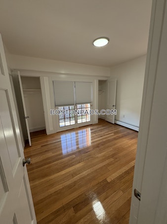 Strathmore Rd. Boston