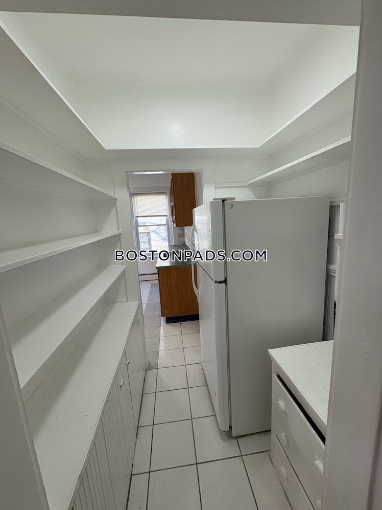 Strathmore Rd., Boston