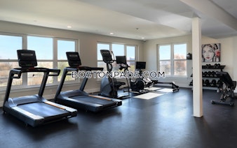 Boston Way. Newburyport