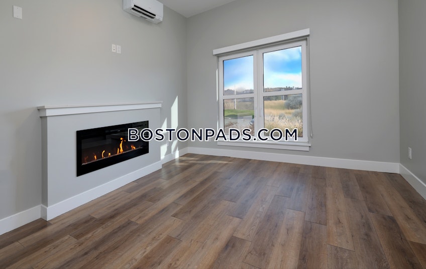 Newburyport - $4,070+ /month