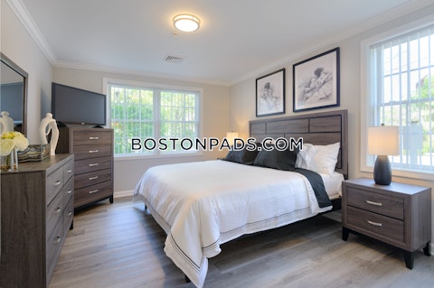 Hopkins St. Wakefield photo 8