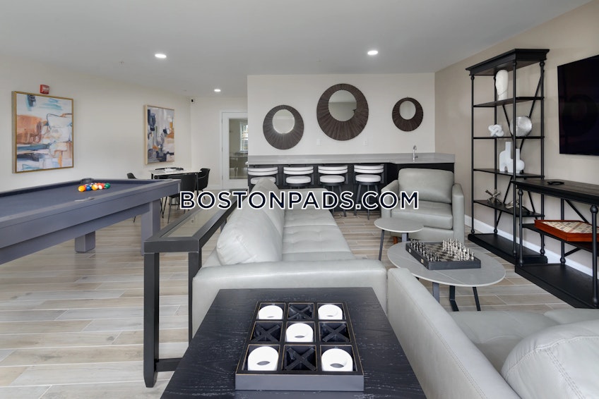 Wakefield - $2,825+ /month