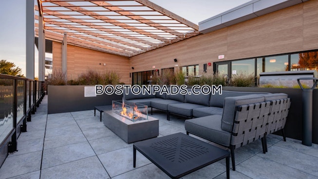 Wakefield - $3,425+ /mo