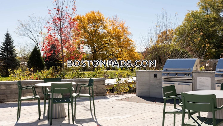 Quannapowitt Parkway, Wakefield