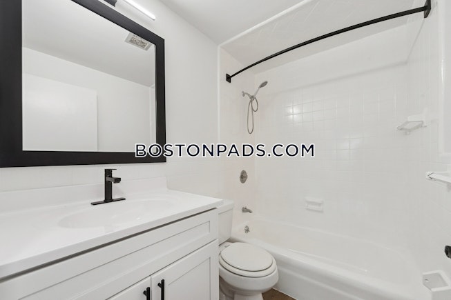 Waltham - $3,615+ /mo