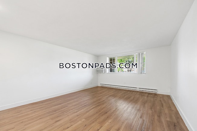 Waltham - $3,615+ /mo