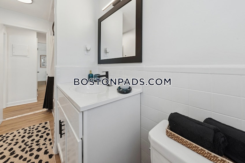 Waltham - $3,615+ /month