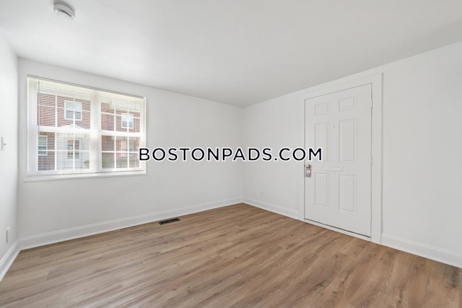 Waltham - $1,870+ /mo