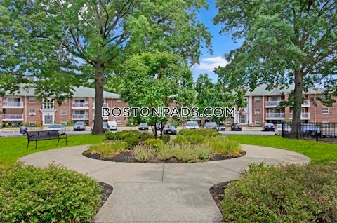 Middlesex Cr. Waltham photo 11