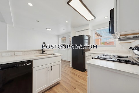 Middlesex Cr. Waltham photo 5