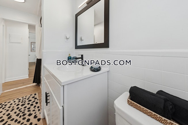 Waltham - $1,630+ /mo