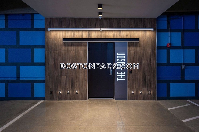 Waltham - $2,730+ /month