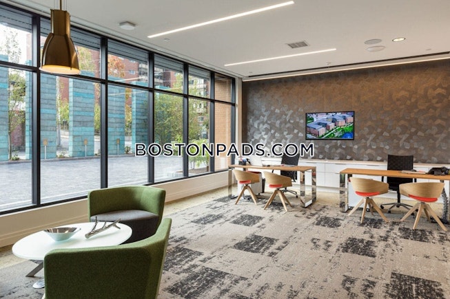 Waltham - $2,730+ /mo