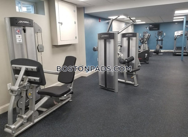 Gaslight Dr., Weymouth