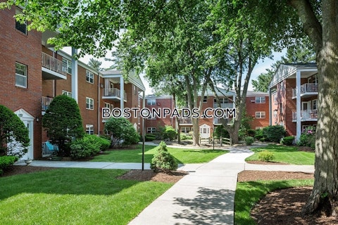 Gaslight Dr. Weymouth photo 30