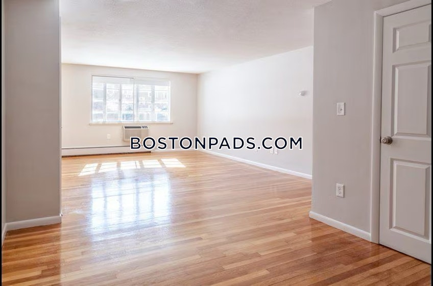 Woburn - $2,250+ /month