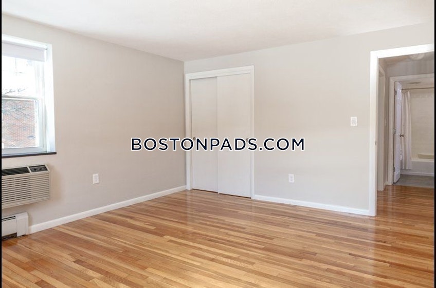 Woburn - $2,250+ /month