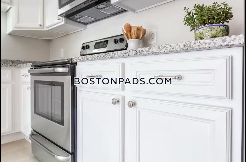 Woburn - $2,550+ /month