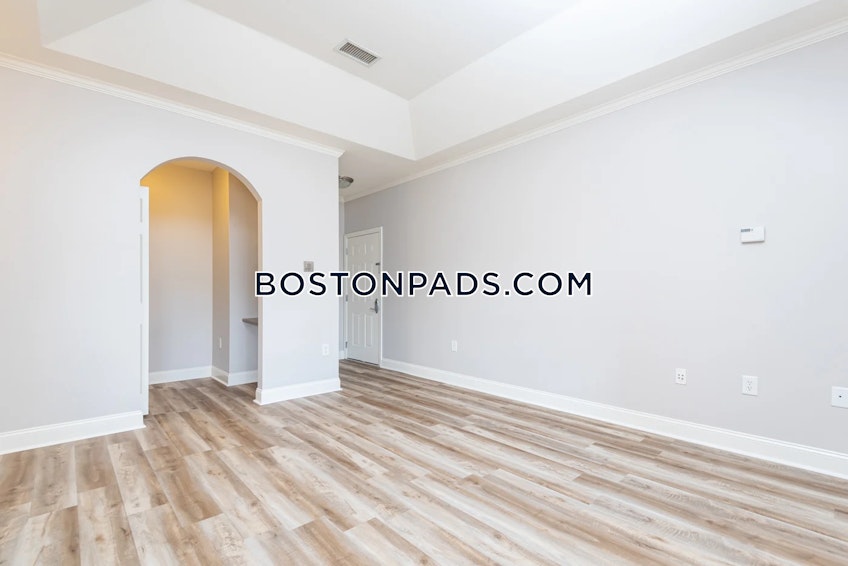 Chelmsford - $2,392+ /month