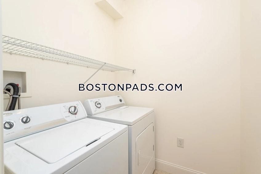 Chelmsford - $4,805+ /month