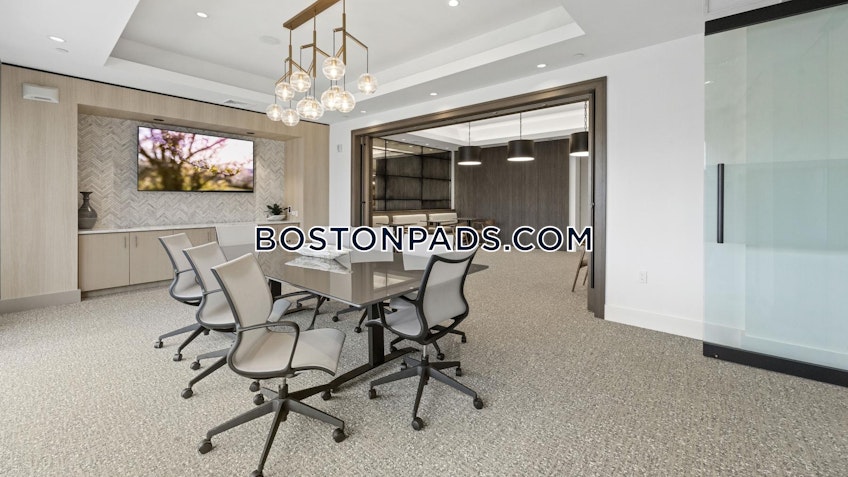 Hanover - $2,925+ /month