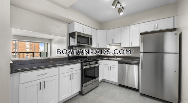 Boston - $2,900+ /mo