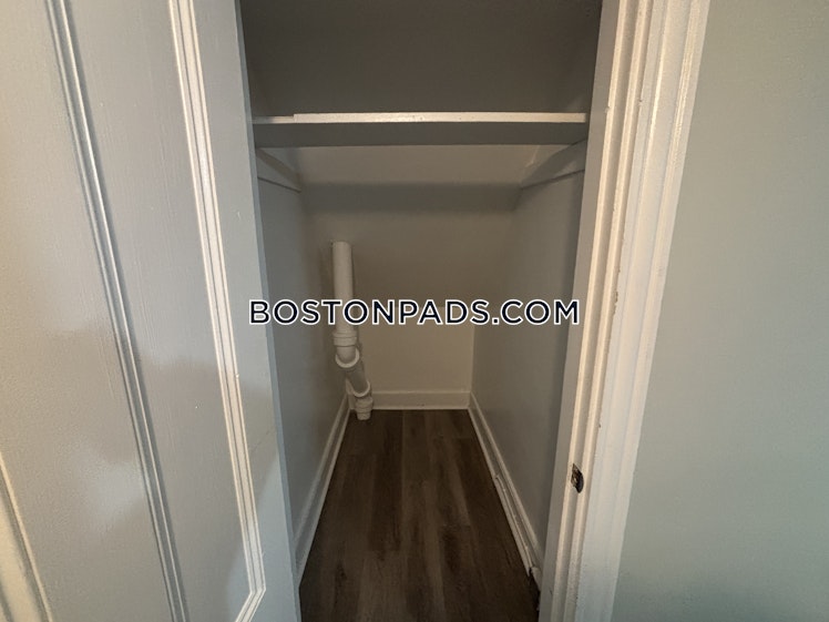 Swetts Ct., Watertown