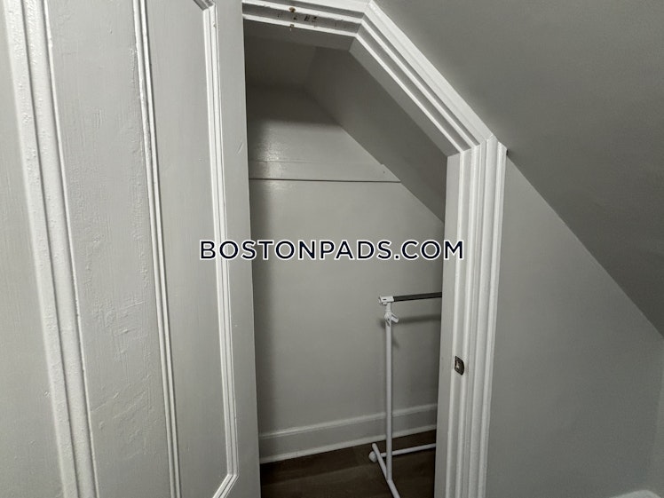 Swetts Ct., Watertown