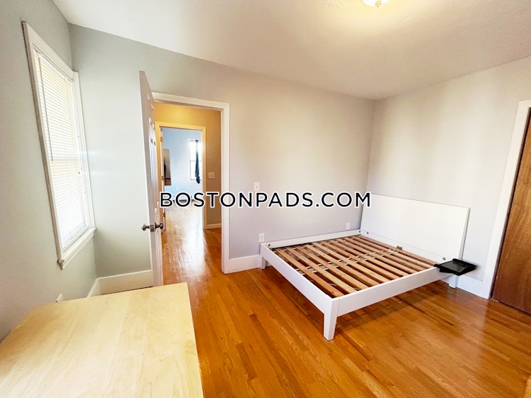 Plymouth St., Cambridge