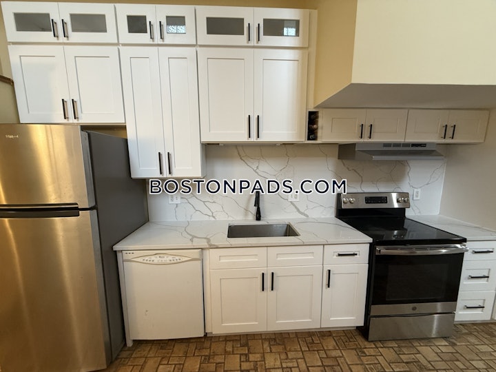 east-boston-apartment-for-rent-2-bedrooms-2-baths-boston-2950-8031713 