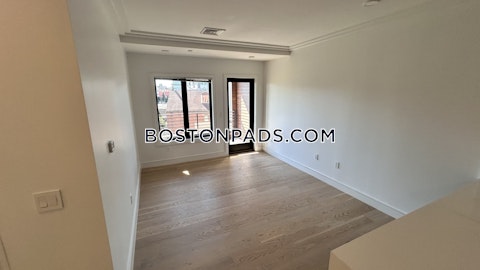 Leo M Birmingham Parkway Boston photo 6