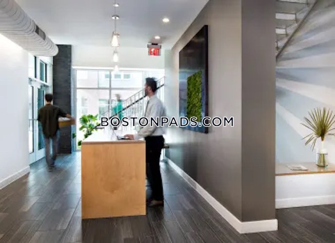 Boston - $3,620+ /mo