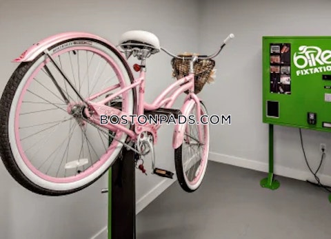 Washington St. Boston photo 25