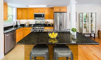 Independence Dr. Chestnut Hill