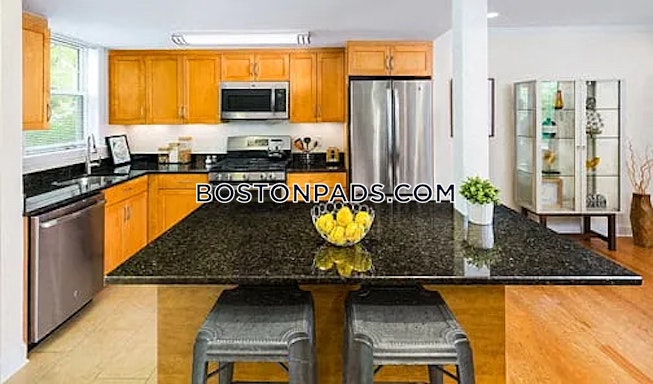 Chestnut Hill - $6,515+ /mo