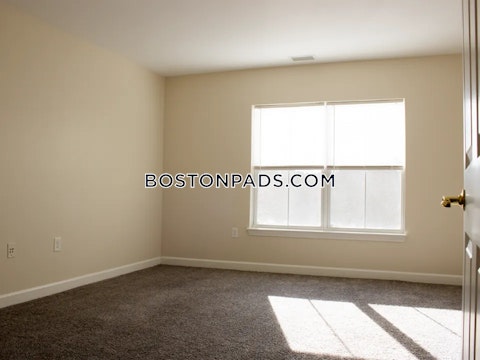 Main St. Tewksbury photo 17