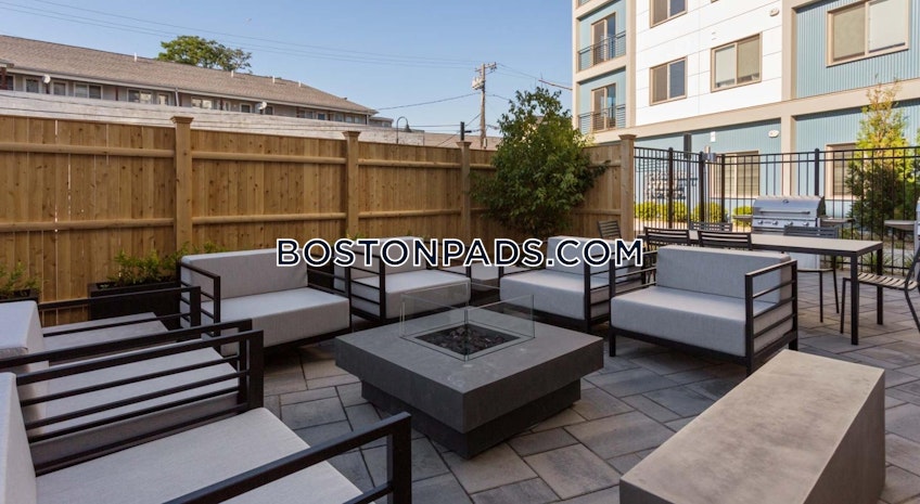 Beverly - $3,158+ /month