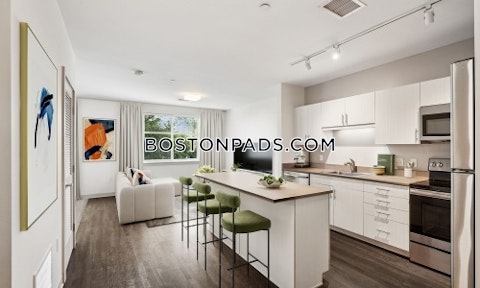 Rantoul St. Beverly photo 36