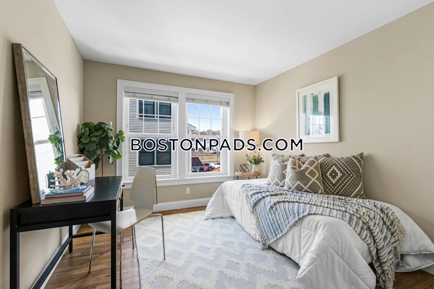 Plymouth - $1,500+ /month