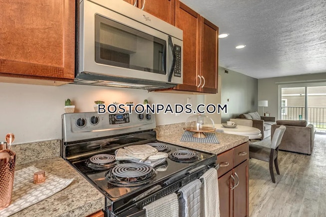 Randolph - $2,400+ /mo