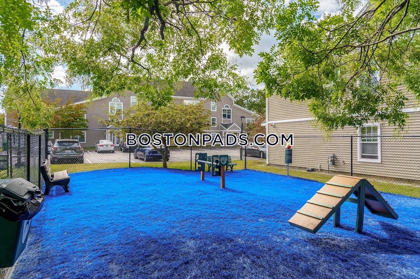 Randolph - $4,080+ /month